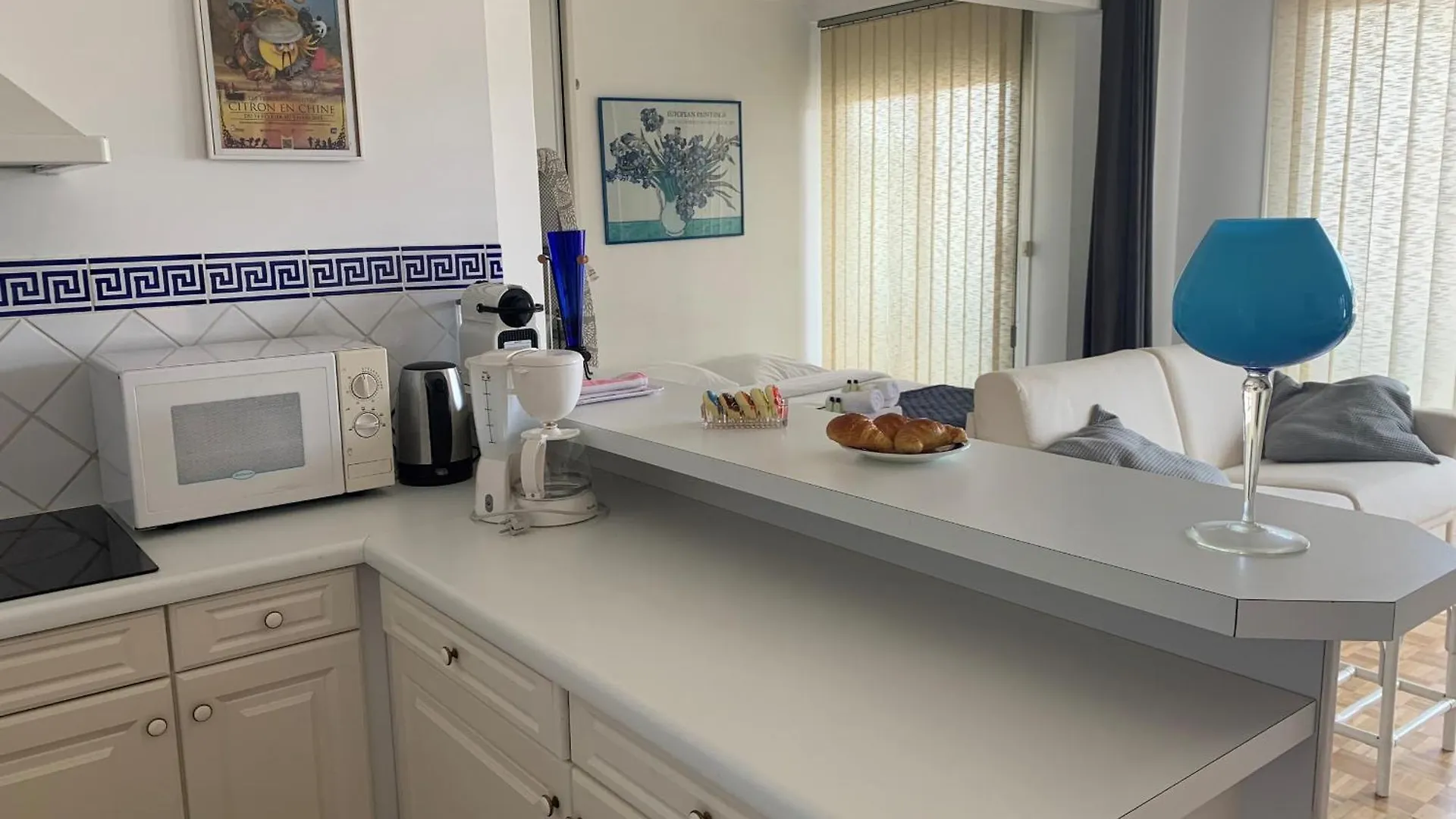 Ibis Studio 5380 Cannes 0*,