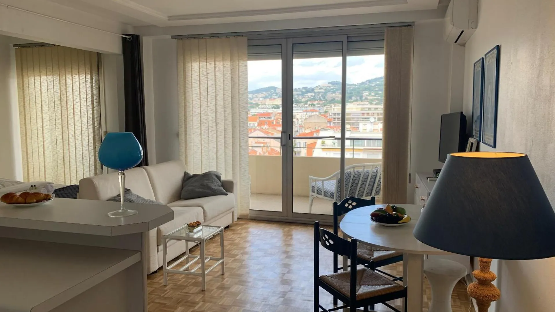 Ibis Studio 5380 Cannes Appartement