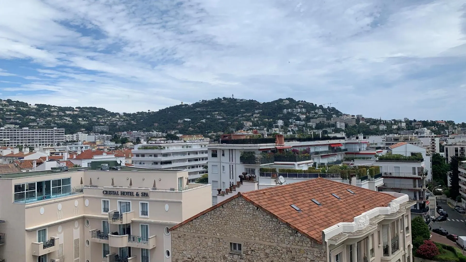 Ibis Studio 5380 Cannes 0*,