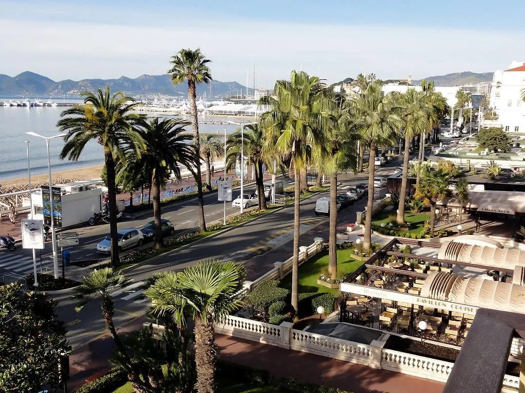 Ibis Studio 5380 Cannes France